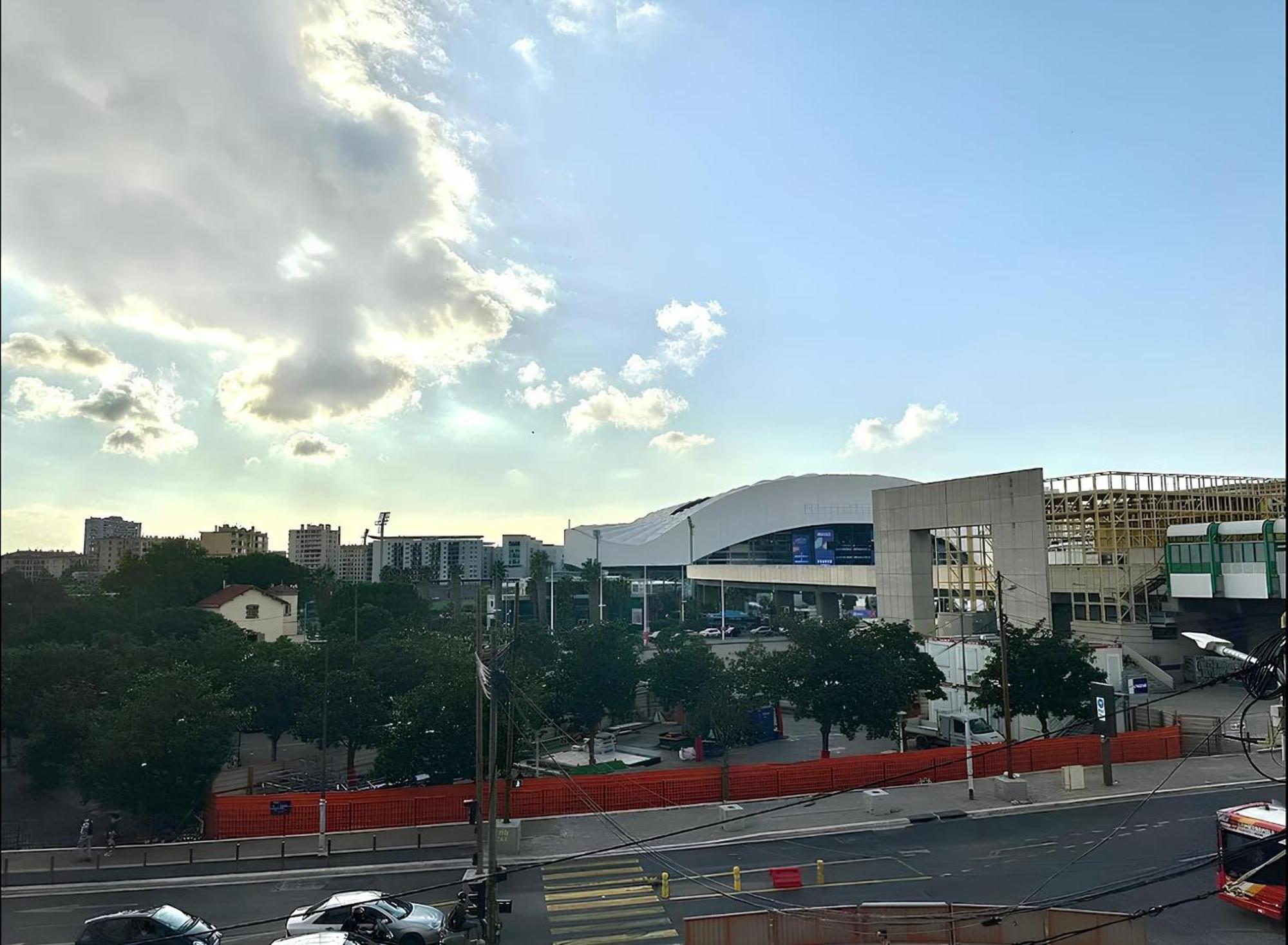 Magnifique Appartement En Face Du Stade Velodrome Марсель Экстерьер фото